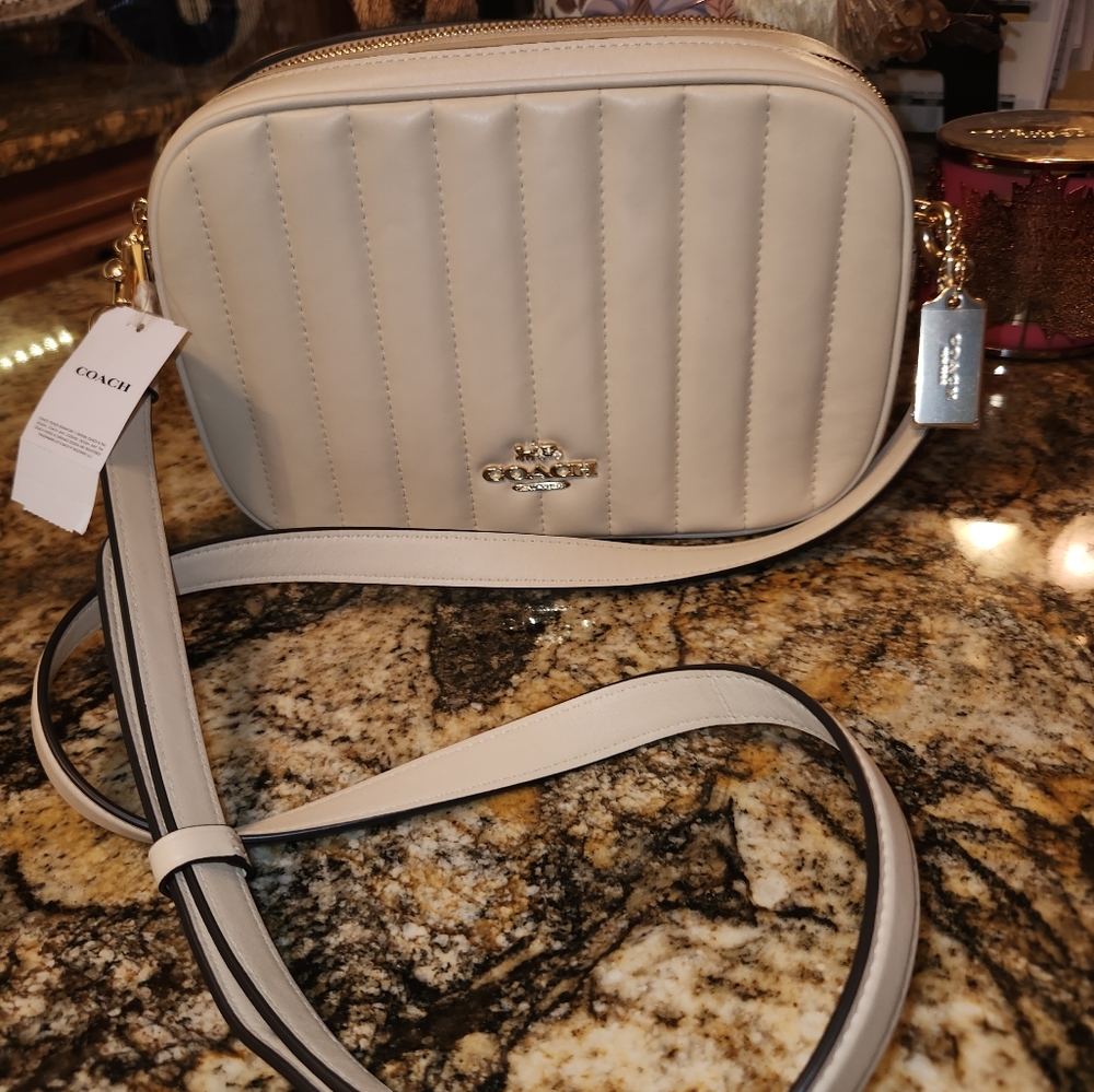 Super Pretty Puffy Linear Quilted Cream Leather Jes COACH Crossbody!!